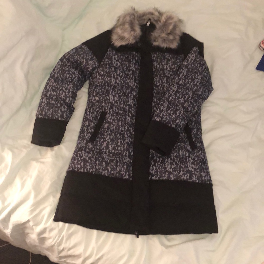 Brand new Fabletics long puffer coat